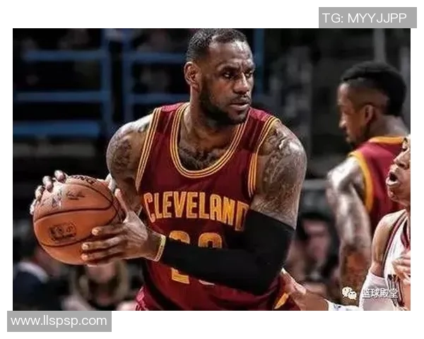 全球足球球星身体素质排名解析 盘点最强体能球员的秘密与优势 全球足球球星身体素质排名解析 盘点最强体能球员的秘密与优势